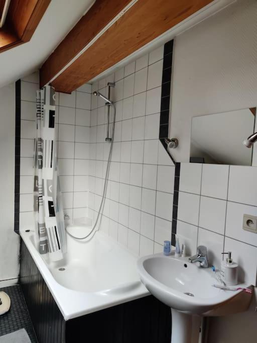 Appartement Cosy A Chimay Bagian luar foto
