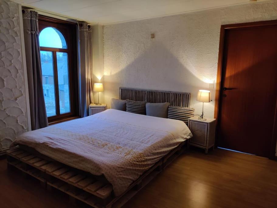 Appartement Cosy A Chimay Bagian luar foto